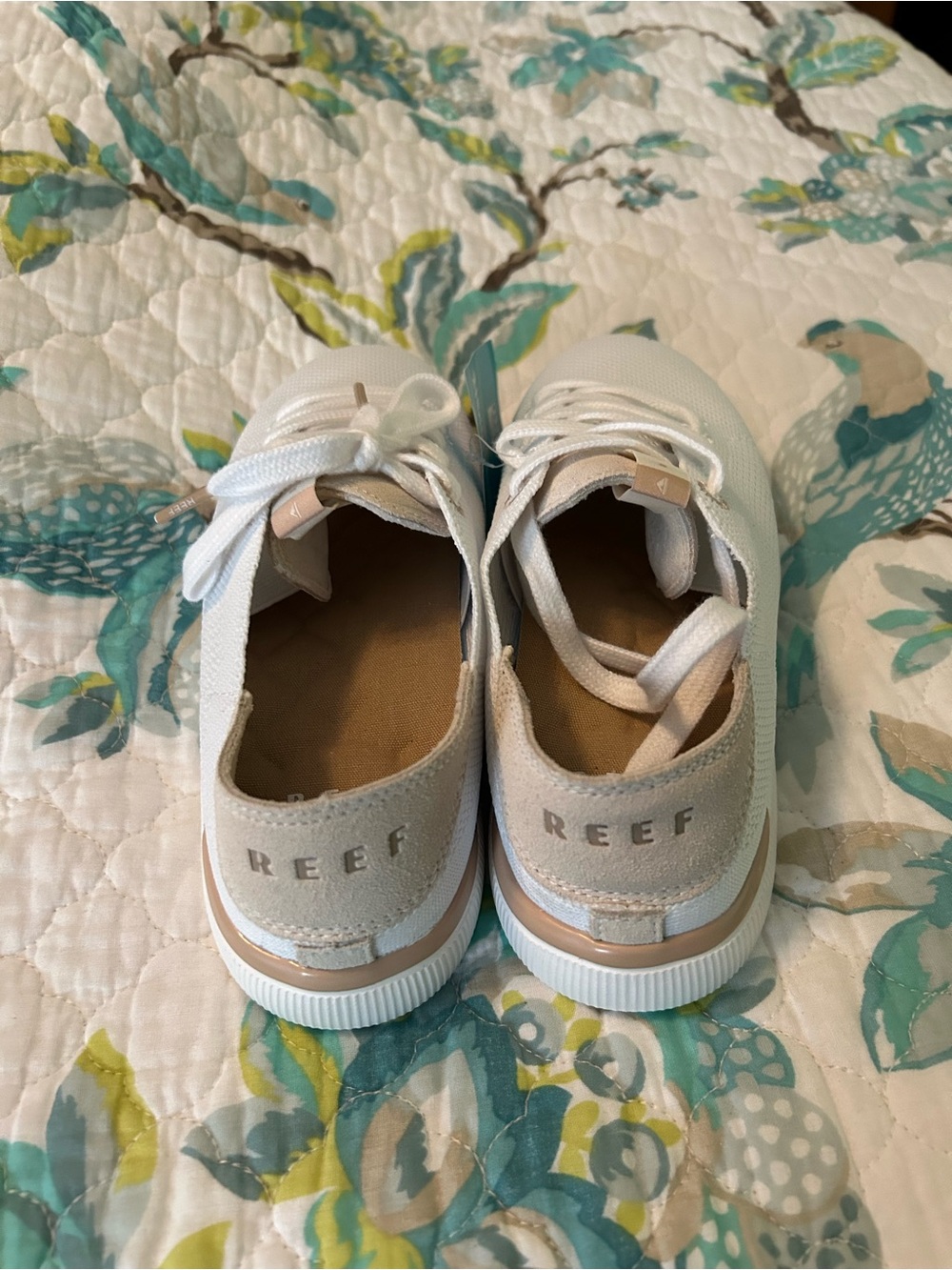 Reef Women's White Lace-Up Sneakers - Picture 3 of 4